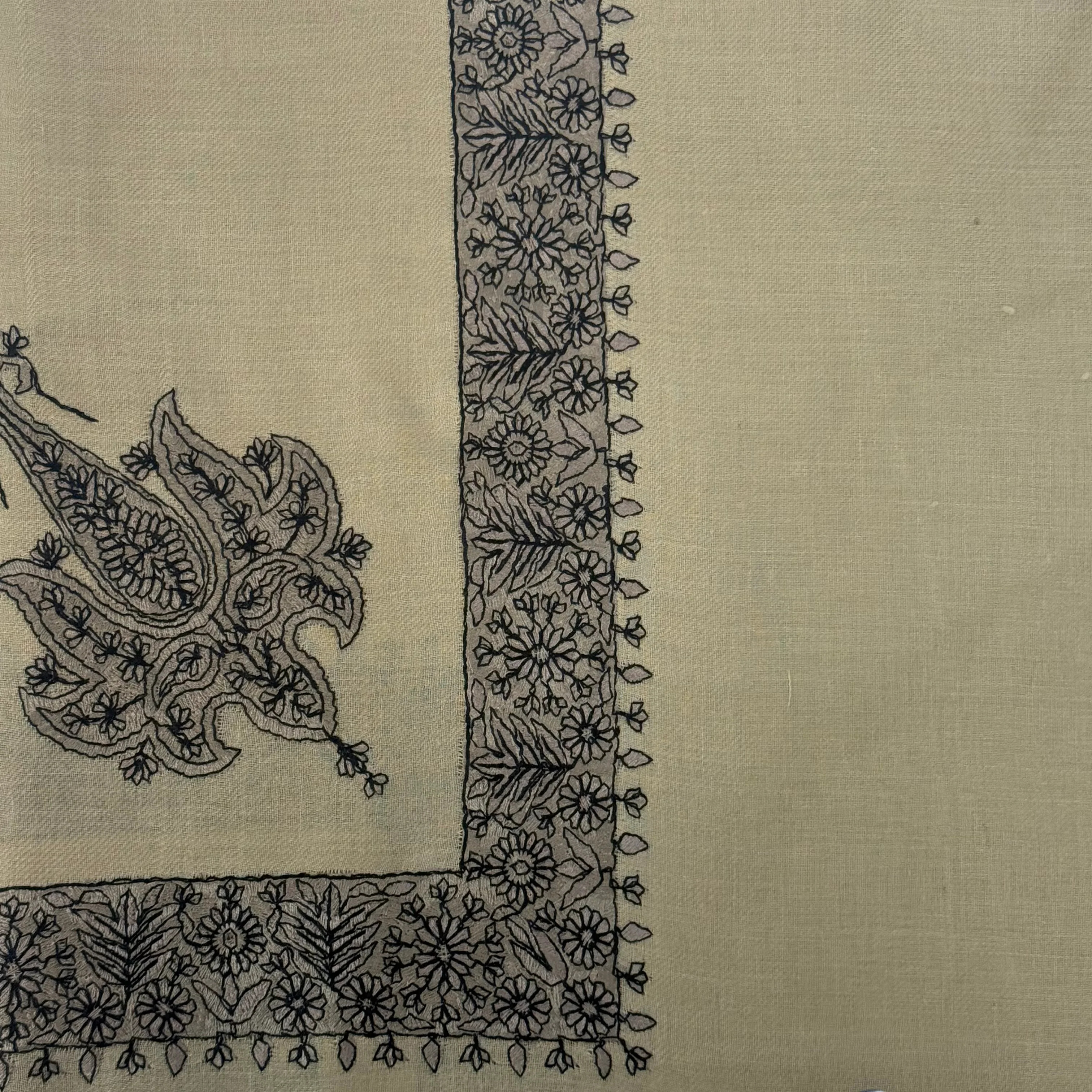 Luxury Camel Brown Embroidered Yemeni Shemagh - Image 18