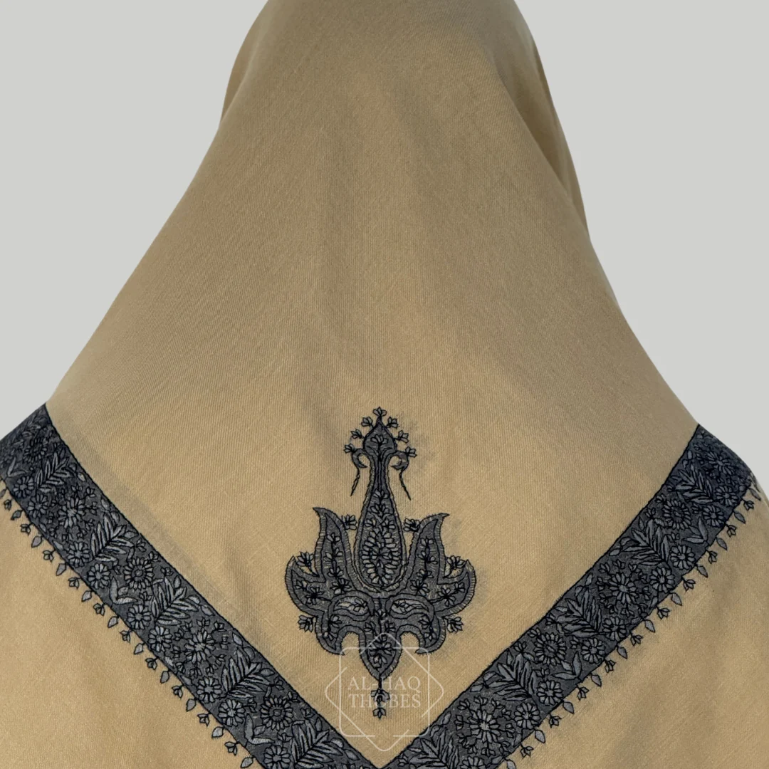 Luxury Camel Brown Embroidered Yemeni Shemagh - Image 2