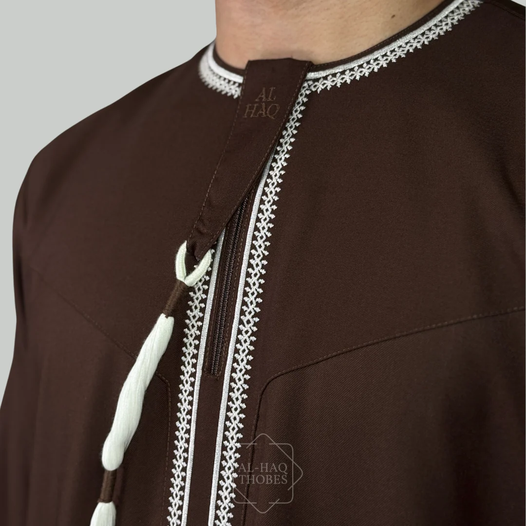 Luxury Chocolate Brown Omani Thobe - Image 4