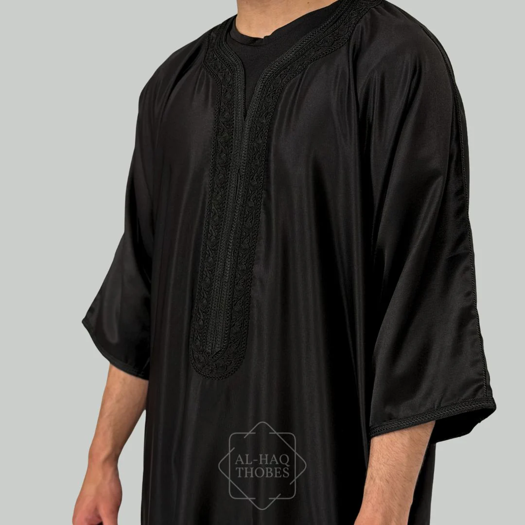 Luxury Obsidian Black Moroccan Gandoura Thobe - Image 3