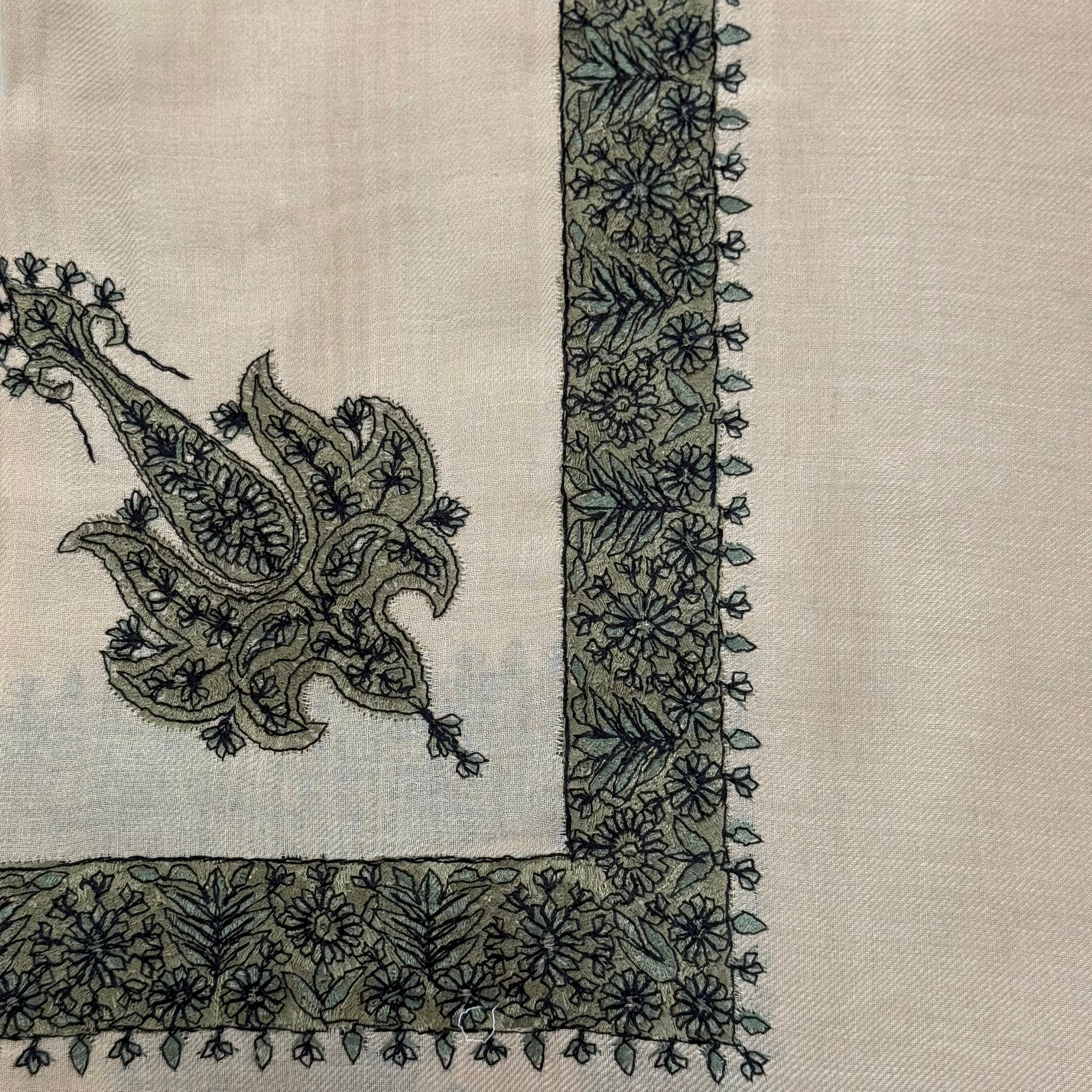 Luxury Desert Brown Embroidered Yemeni Shemagh - Image 7