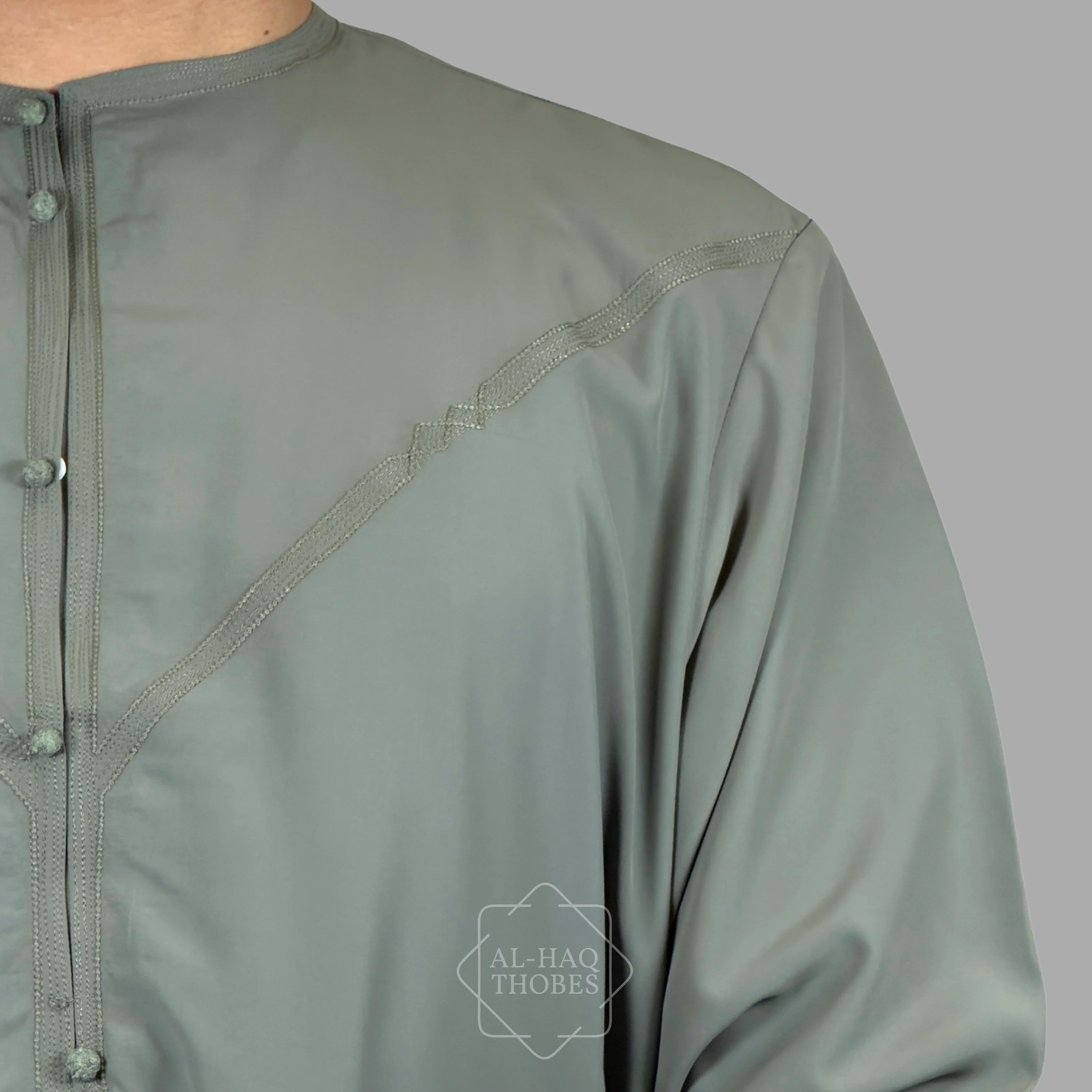 Luxury Mint Green Lightweight Zibda Emirati Thobe - Image 4