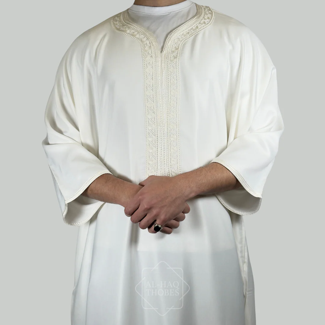 Luxury Pearl White Moroccan Gandoura Thobe - Image 3