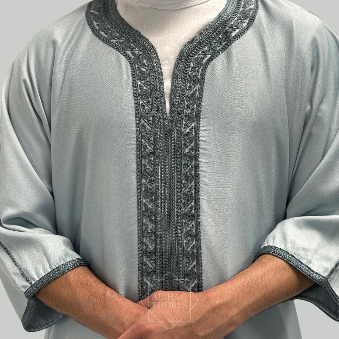 Luxury Pebble Grey Moroccan Gandoura Thobe - Image 3